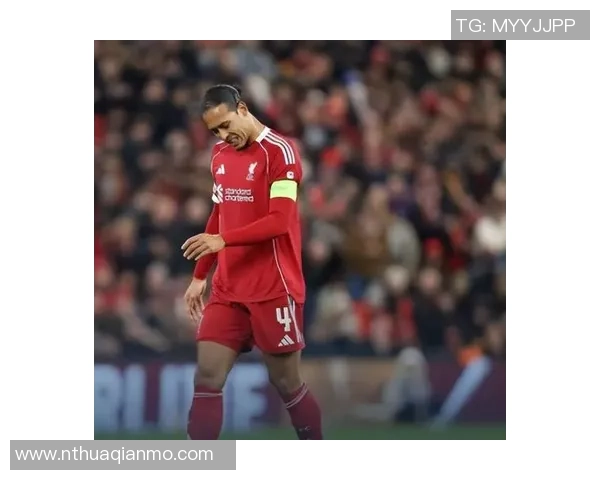 意甲激战：巴黎圣日耳曼与阿森纳战平红牌事件引发全场热议与争议