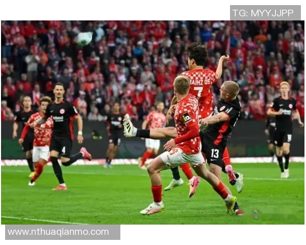 英超精彩对决多特蒙德与AC米兰战平逆转瞬间引发全场热议